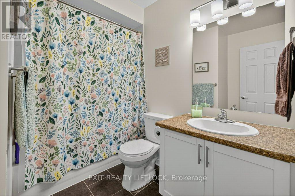 659 Tully Crescent, Peterborough (Monaghan Ward 2), Ontario  K9K 0A9 - Photo 16 - X12542032