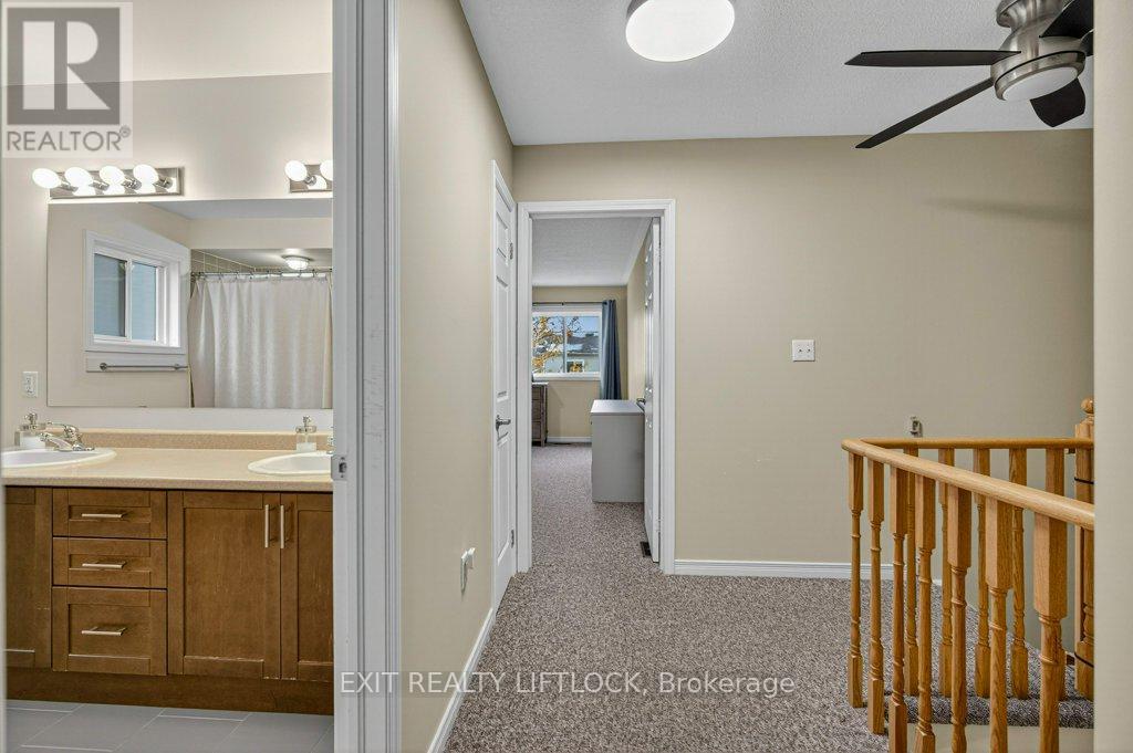 659 Tully Crescent, Peterborough (Monaghan Ward 2), Ontario  K9K 0A9 - Photo 23 - X12542032