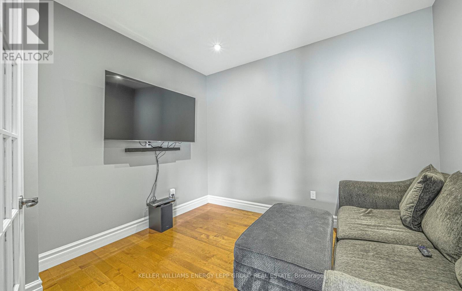 881 Carmel Crescent, Cavan Monaghan (Cavan Twp), Ontario  L0A 1G0 - Photo 19 - X12542086