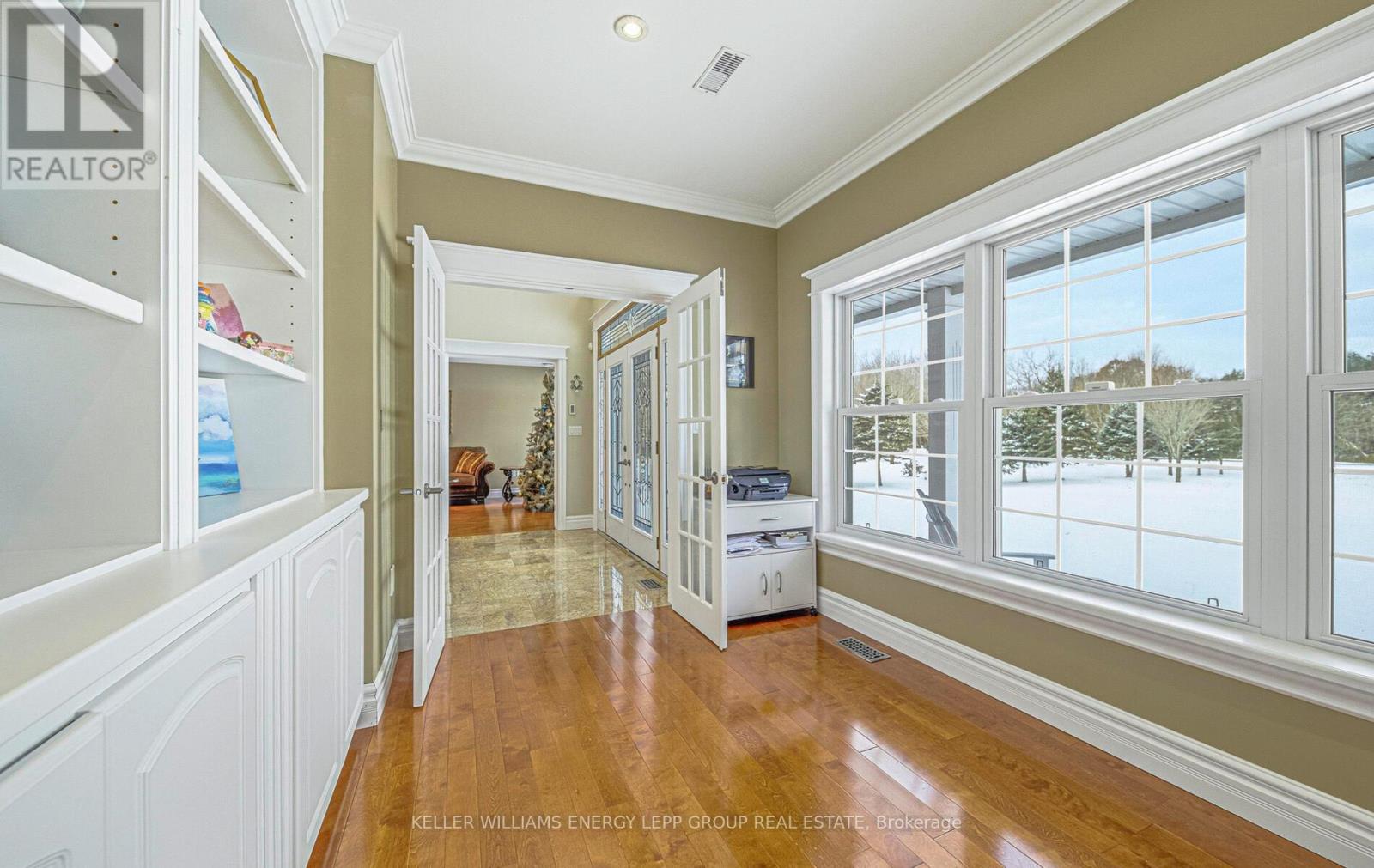 881 Carmel Crescent, Cavan Monaghan (Cavan Twp), Ontario  L0A 1G0 - Photo 6 - X12542086