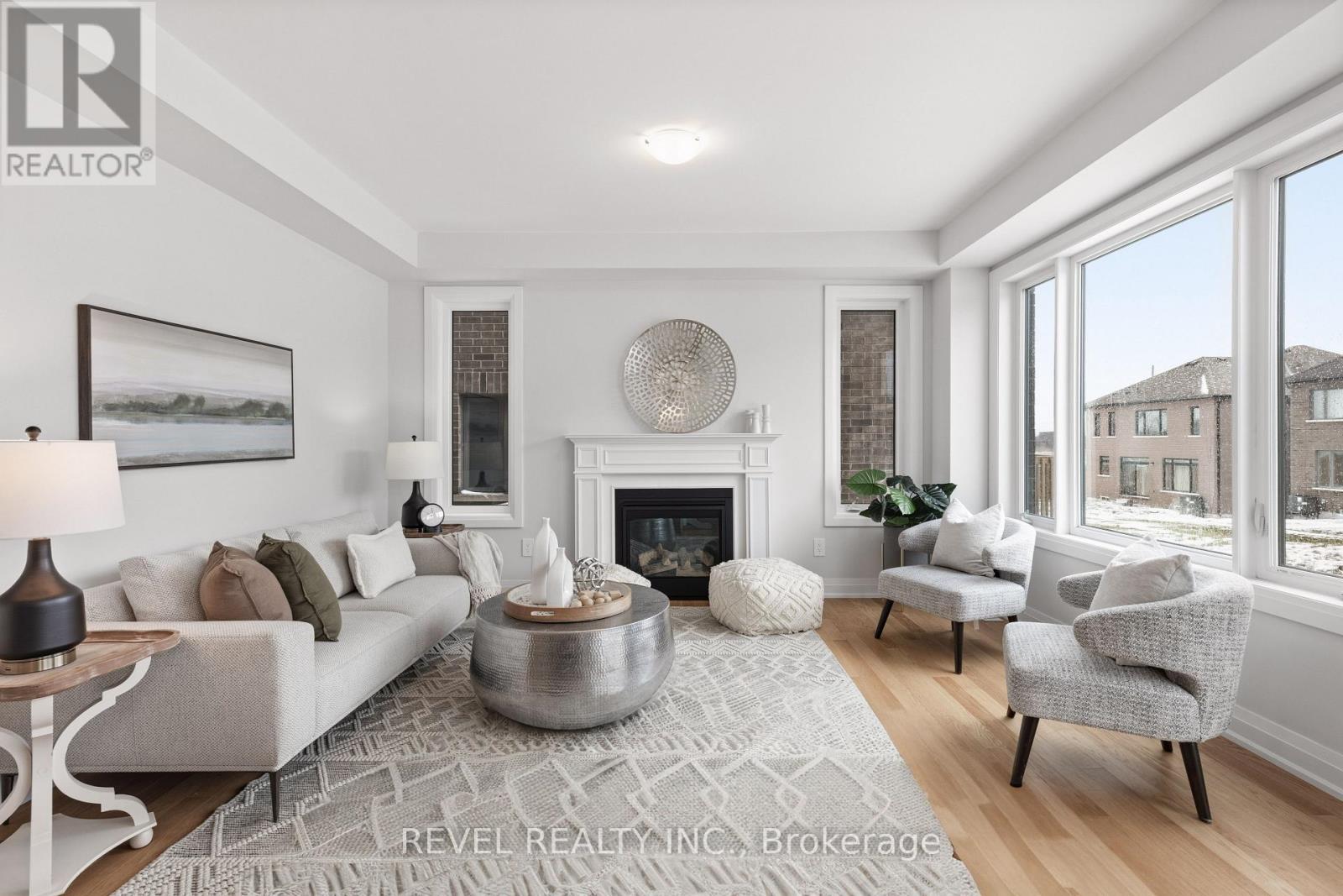 47 Corley Street, Kawartha Lakes (Lindsay), Ontario  K9V 6C2 - Photo 11 - X12542162