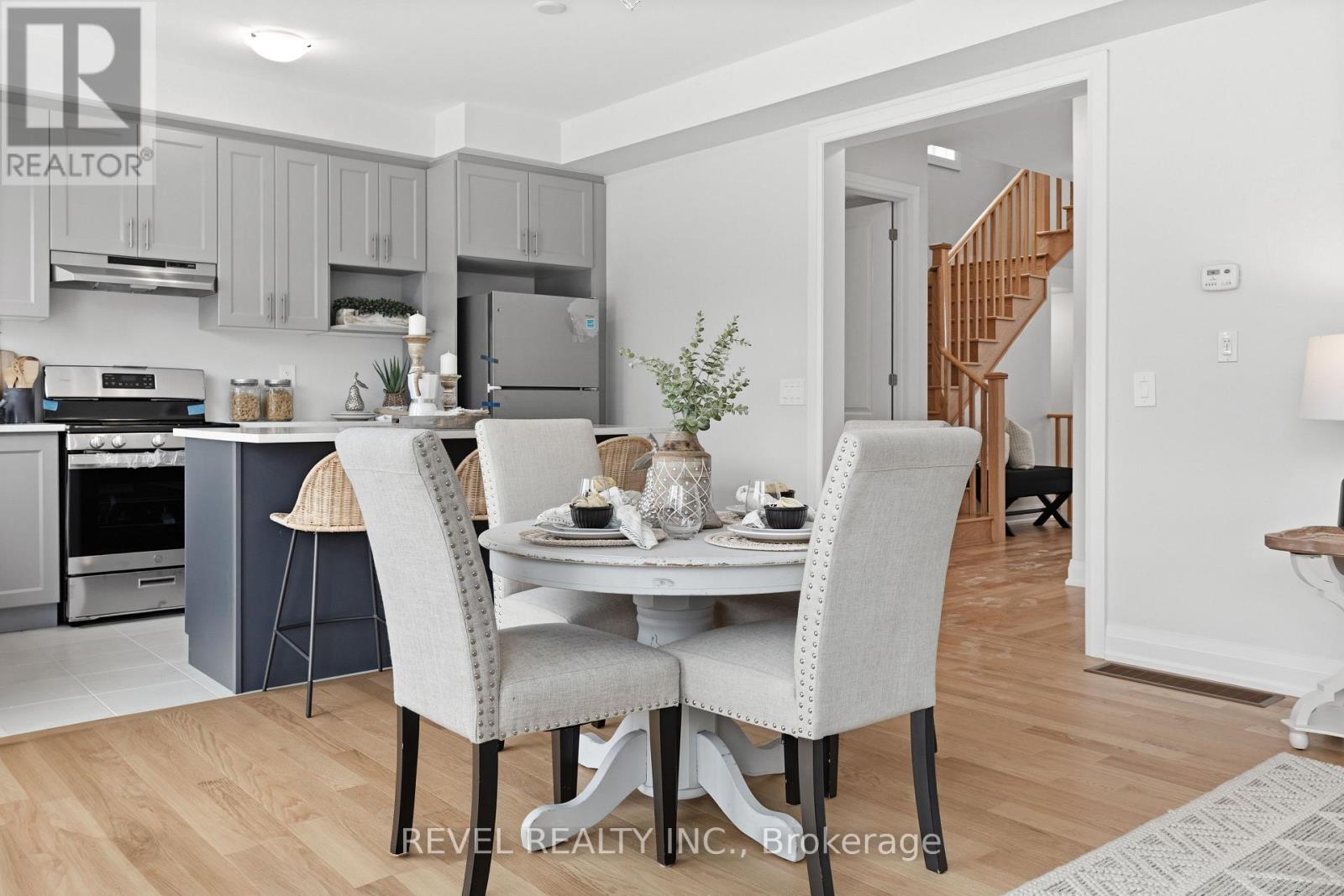 47 Corley Street, Kawartha Lakes (Lindsay), Ontario  K9V 6C2 - Photo 16 - X12542162