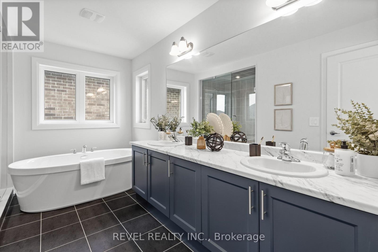 47 Corley Street, Kawartha Lakes (Lindsay), Ontario  K9V 6C2 - Photo 25 - X12542162