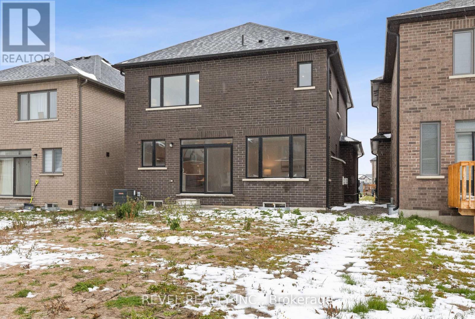 47 Corley Street, Kawartha Lakes (Lindsay), Ontario  K9V 6C2 - Photo 43 - X12542162