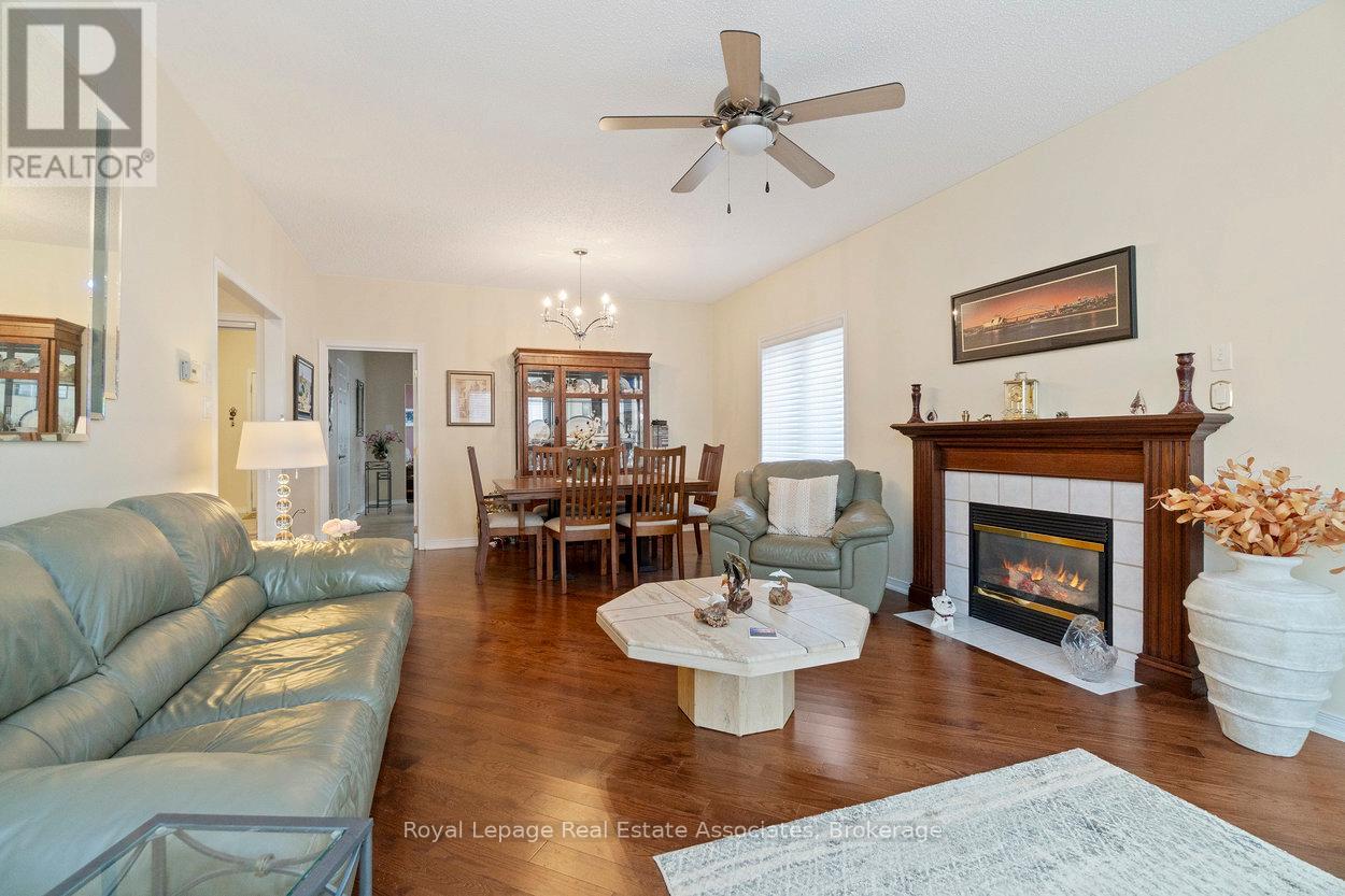 3 Fir Drive, Clarington (Newcastle), Ontario  L1B 1P3 - Photo 10 - E12541958