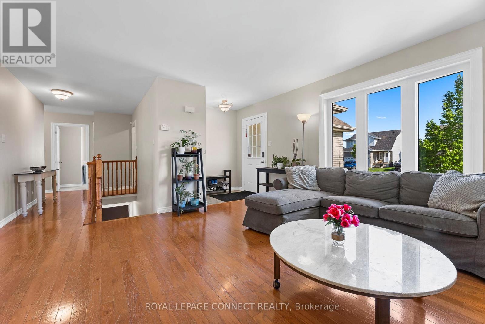 25 Springdale Drive, Kawartha Lakes (Lindsay), Ontario  K9V 4R1 - Photo 26 - X12543212