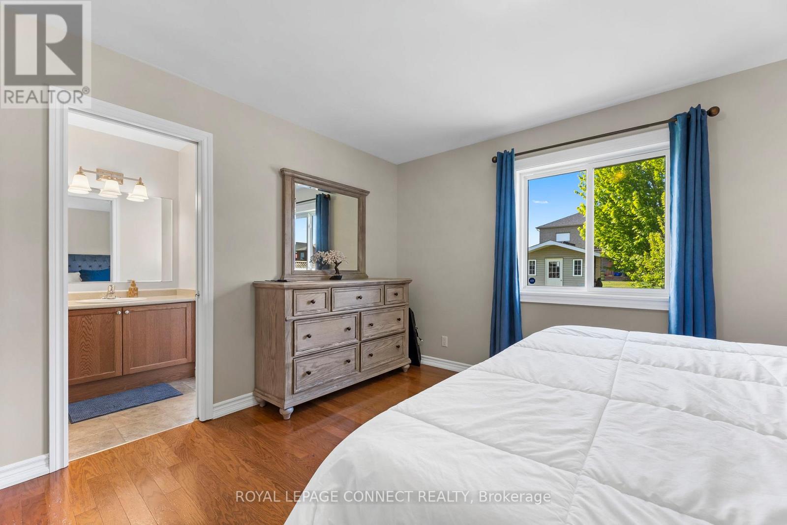 25 Springdale Drive, Kawartha Lakes (Lindsay), Ontario  K9V 4R1 - Photo 34 - X12543212