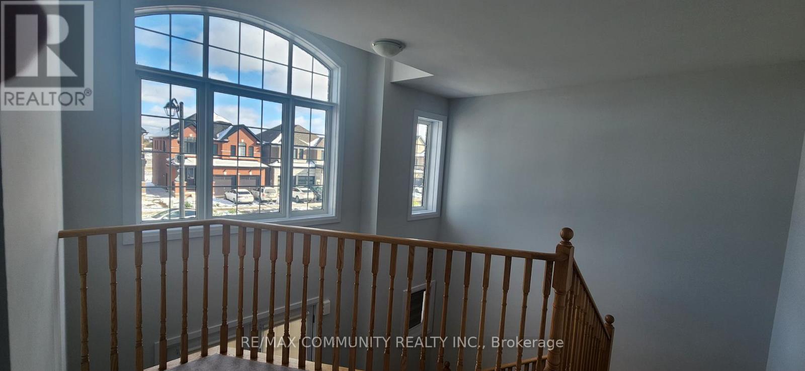 178 St Joseph Road, Kawartha Lakes (Lindsay), Ontario  K9V 0R6 - Photo 12 - X12543528