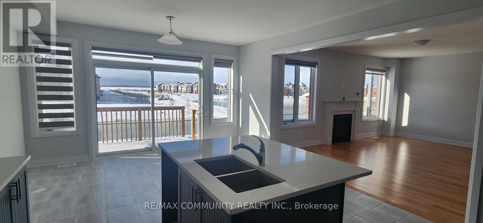 178 St Joseph Road, Kawartha Lakes (Lindsay), Ontario  K9V 0R6 - Photo 3 - X12543528