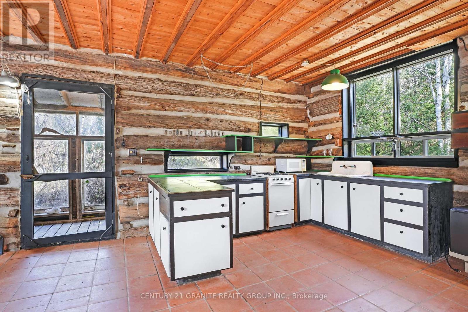 790 Mcdonald Mine Road, Hastings Highlands (Monteagle Ward), Ontario  K0L 1C0 - Photo 17 - X12544326