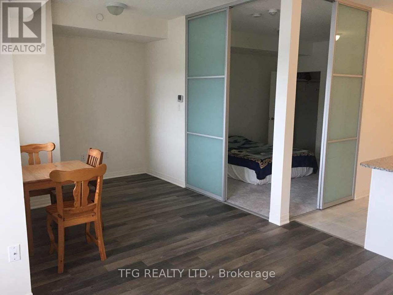 110 - 70 Shipway Drive, Clarington (Newcastle), Ontario  L1B 0V7 - Photo 4 - E12544822