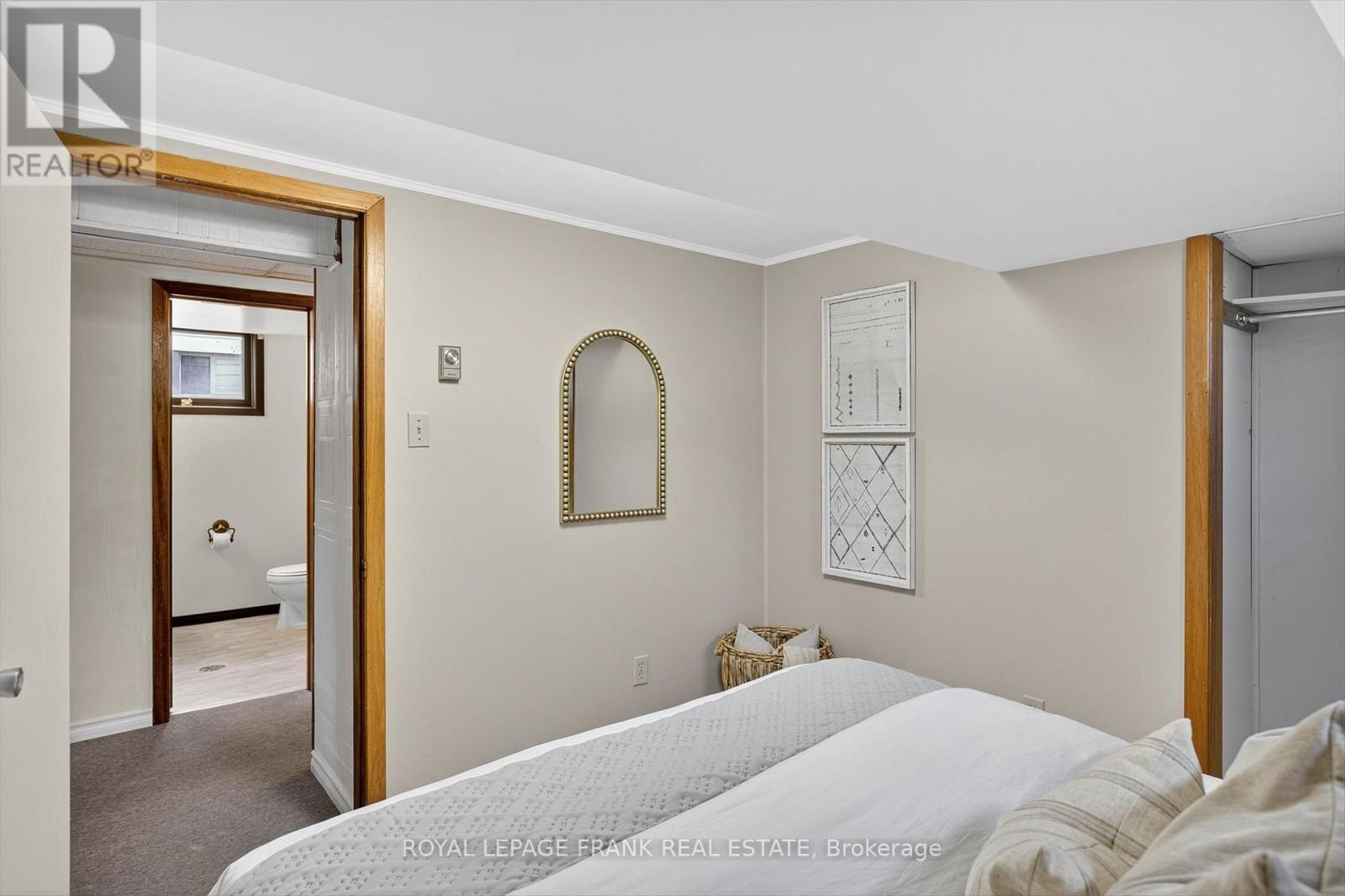 393 Southpark Drive, Peterborough (Ashburnham Ward 4), Ontario  K9J 1C1 - Photo 24 - X12545280