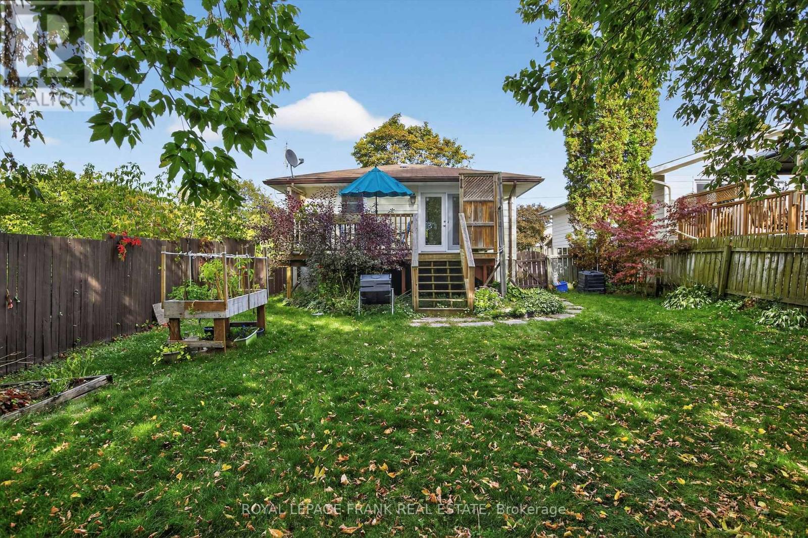 393 Southpark Drive, Peterborough (Ashburnham Ward 4), Ontario  K9J 1C1 - Photo 35 - X12545280