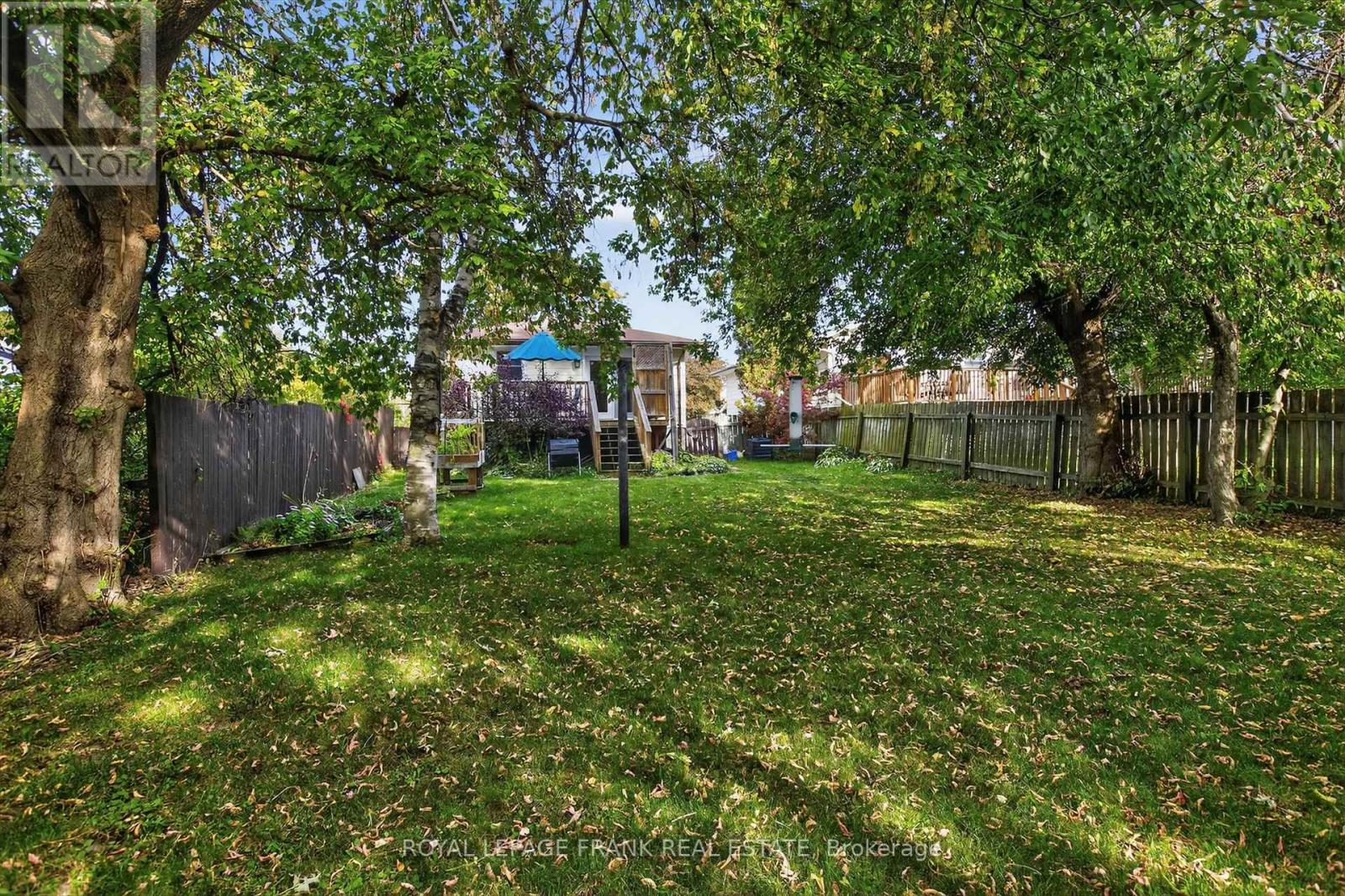 393 Southpark Drive, Peterborough (Ashburnham Ward 4), Ontario  K9J 1C1 - Photo 37 - X12545280