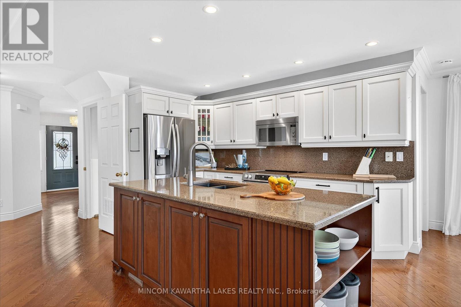 1276 Sandalwood Drive, Peterborough (Monaghan Ward 2), Ontario  K9K 1Y2 - Photo 10 - X12545362