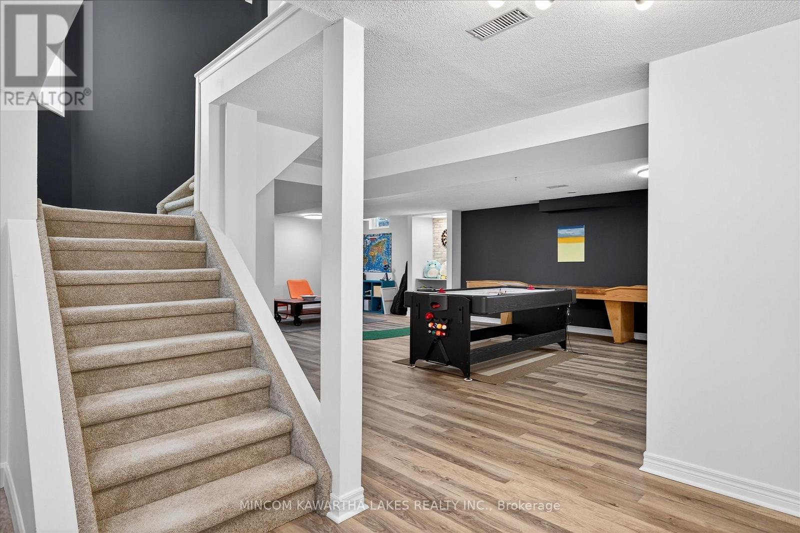 1276 Sandalwood Drive, Peterborough (Monaghan Ward 2), Ontario  K9K 1Y2 - Photo 36 - X12545362