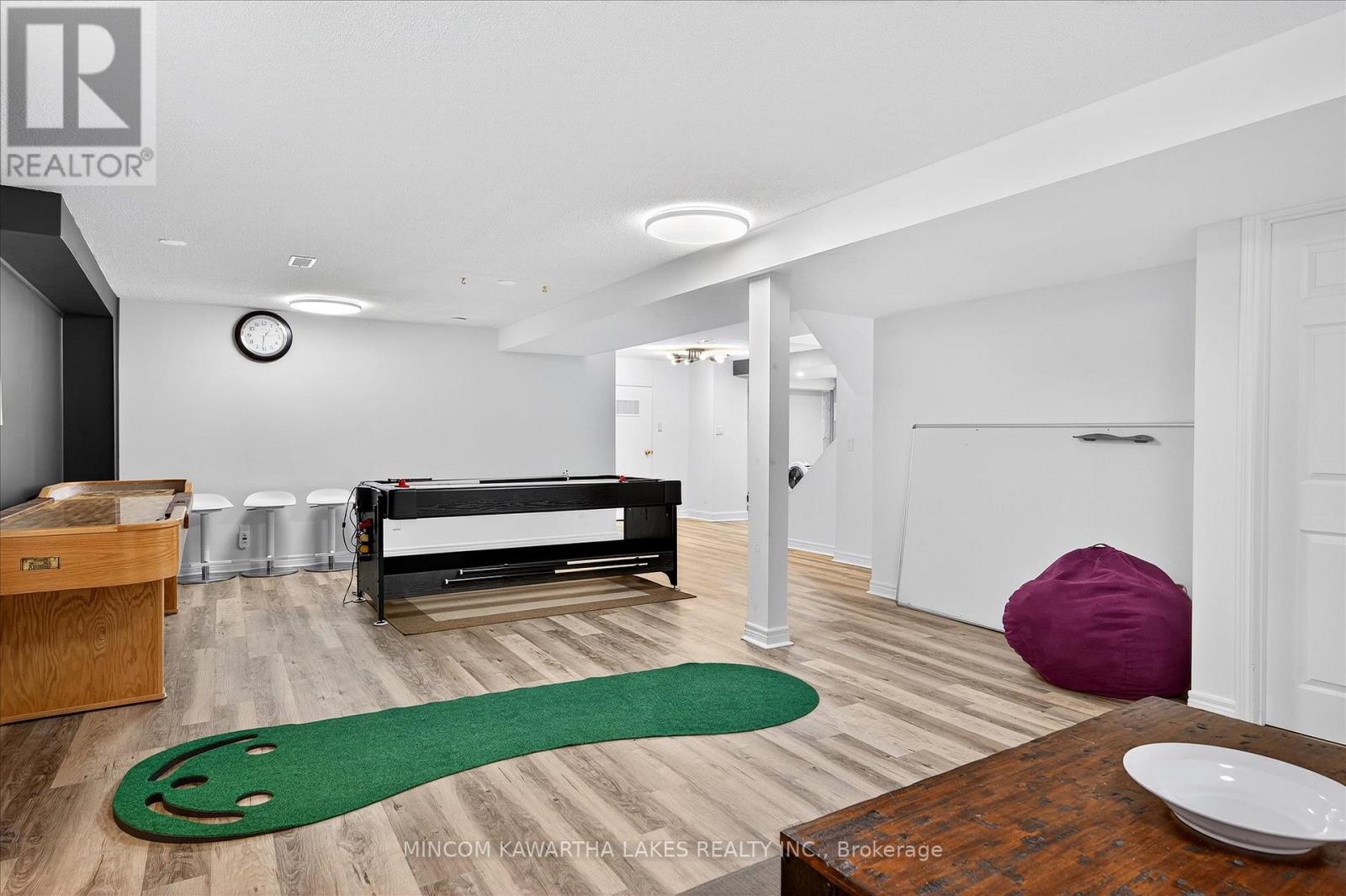 1276 Sandalwood Drive, Peterborough (Monaghan Ward 2), Ontario  K9K 1Y2 - Photo 38 - X12545362