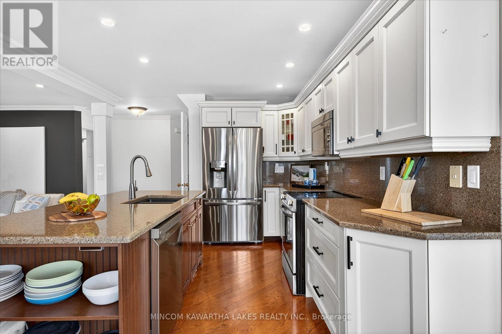 1276 Sandalwood Drive, Peterborough (Monaghan Ward 2), Ontario  K9K 1Y2 - Photo 8 - X12545362