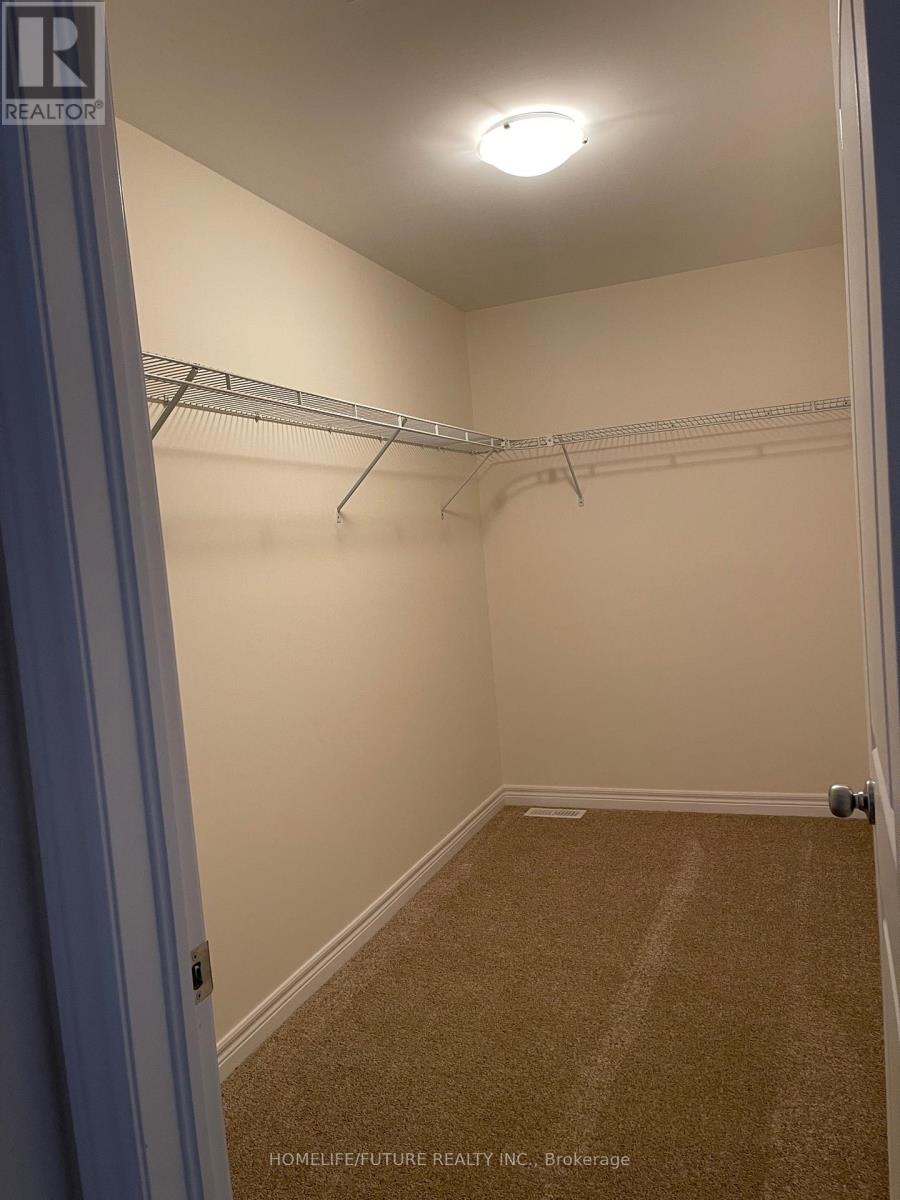 605 Lemay Grove, Peterborough (Monaghan Ward 2), Ontario  K9J 7P4 - Photo 12 - X12545516