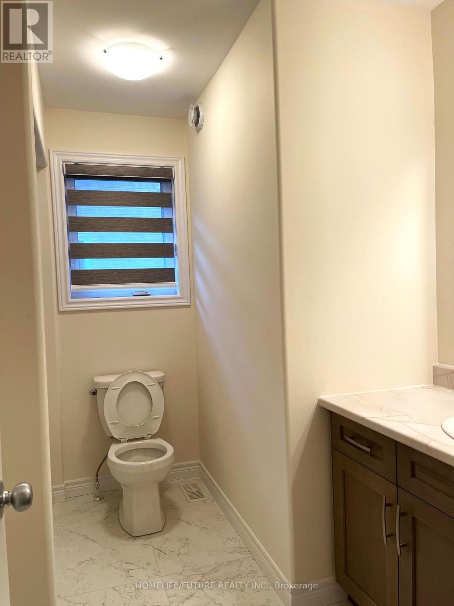 605 Lemay Grove, Peterborough (Monaghan Ward 2), Ontario  K9J 7P4 - Photo 17 - X12545516