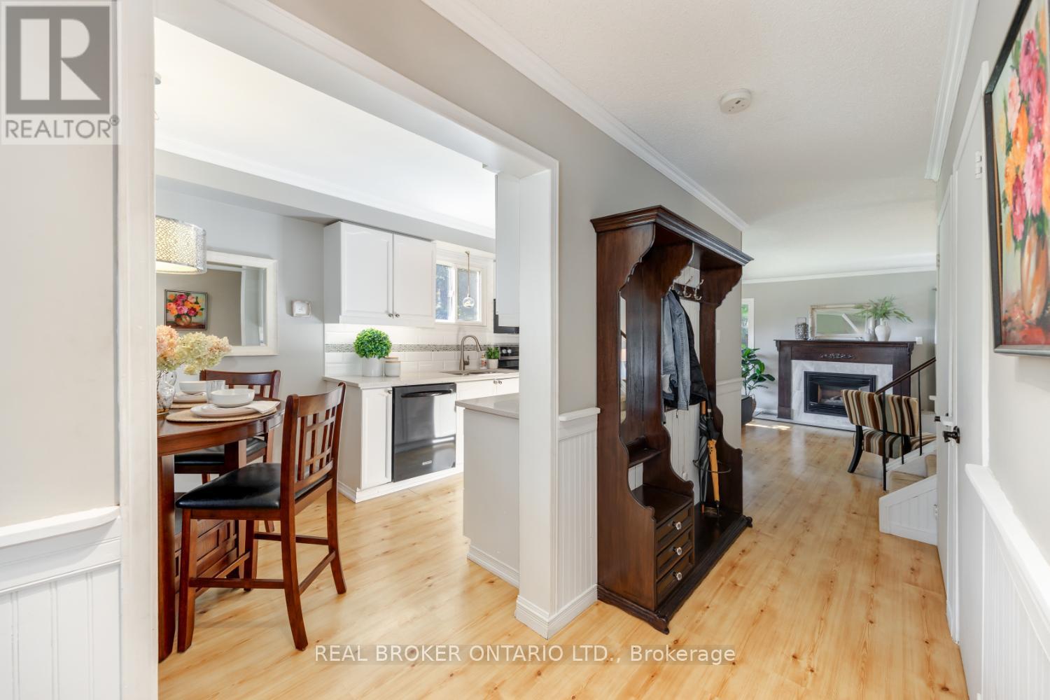 6 Andrew Court, Clarington (Newcastle), Ontario  L1B 1J5 - Photo 10 - E12546028