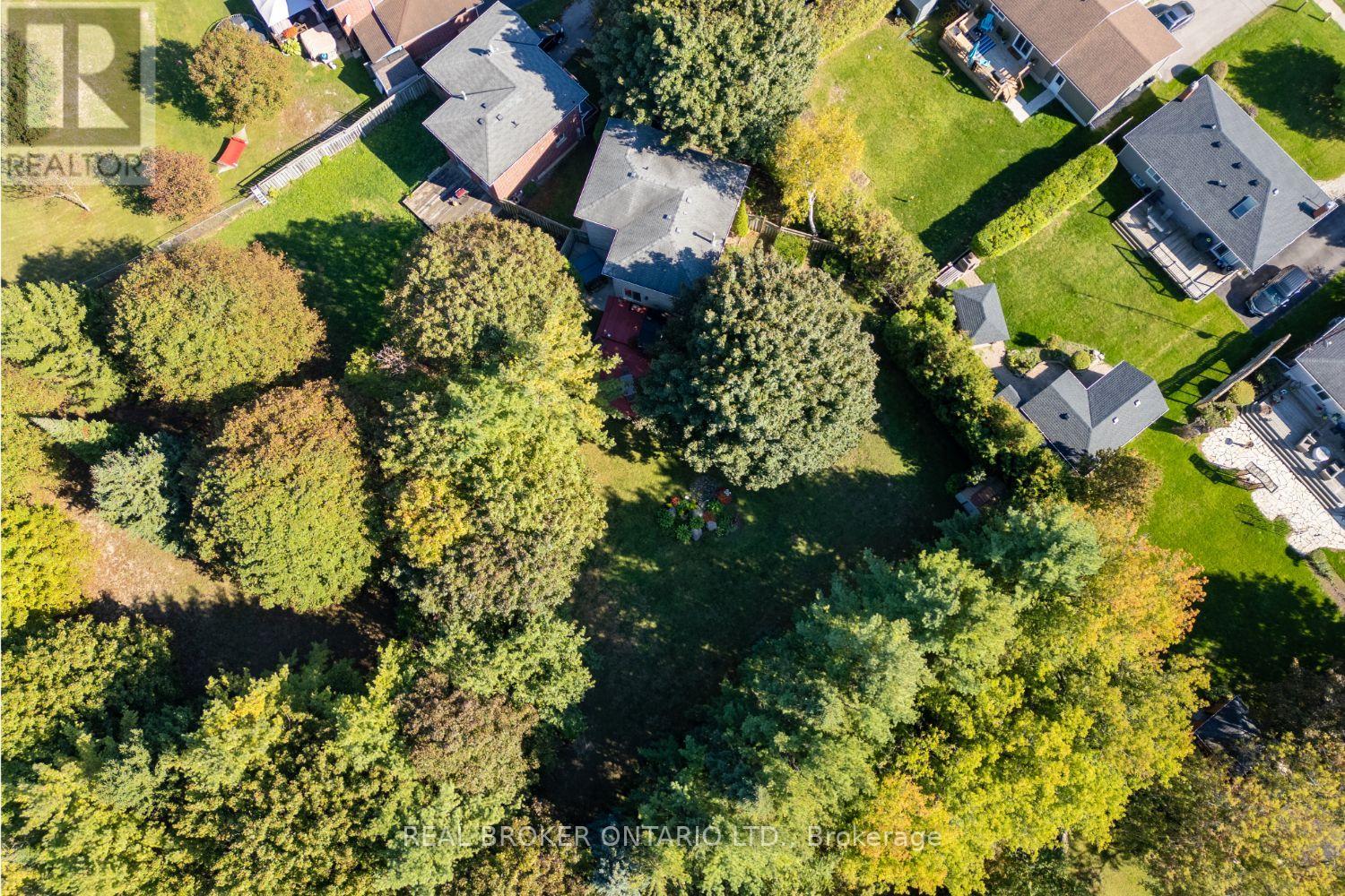 6 Andrew Court, Clarington (Newcastle), Ontario  L1B 1J5 - Photo 35 - E12546028