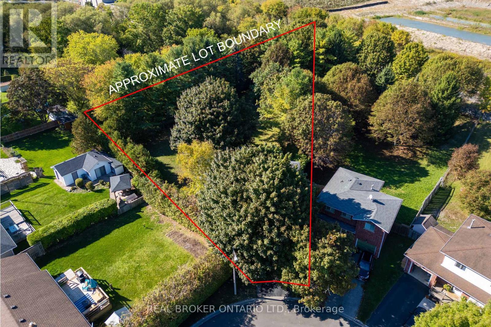 6 Andrew Court, Clarington (Newcastle), Ontario  L1B 1J5 - Photo 7 - E12546028