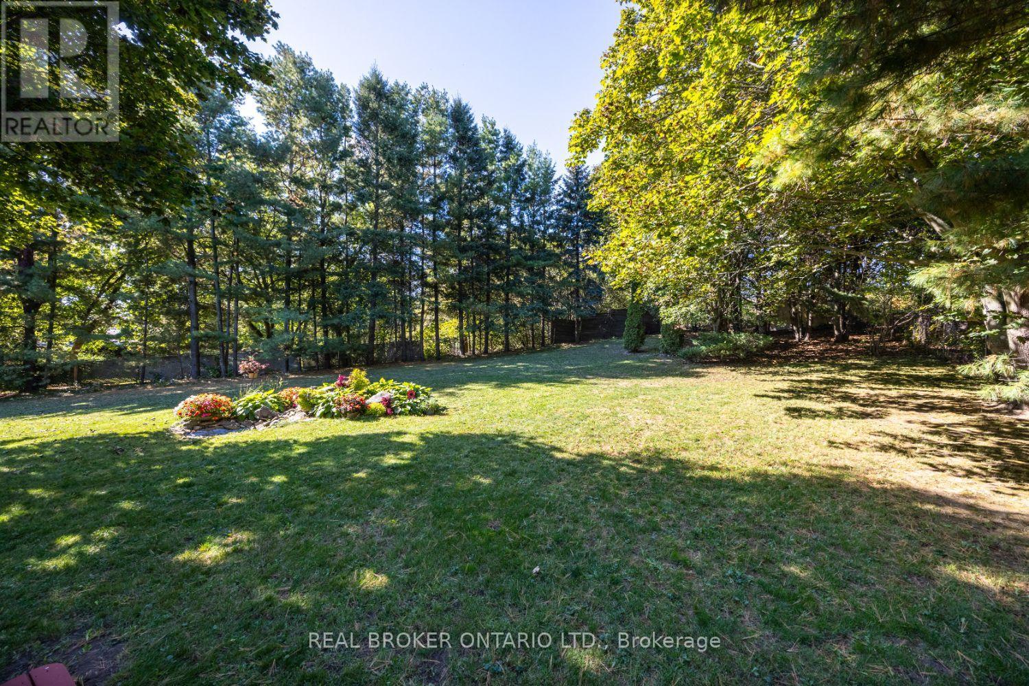 6 Andrew Court, Clarington (Newcastle), Ontario  L1B 1J5 - Photo 9 - E12546028