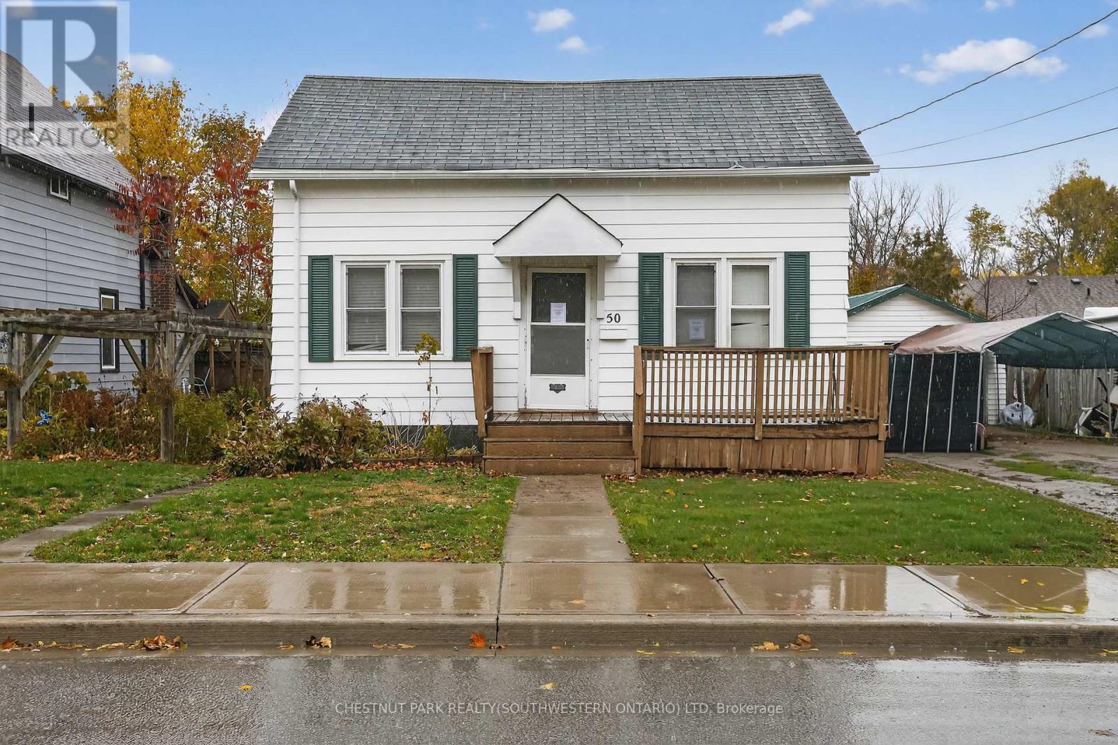 50 Ridout Street, Kawartha Lakes (Lindsay), Ontario  K9V 2B6 - Photo 1 - X12546040