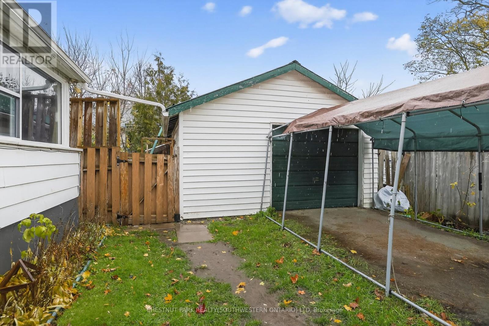 50 Ridout Street, Kawartha Lakes (Lindsay), Ontario  K9V 2B6 - Photo 32 - X12546040