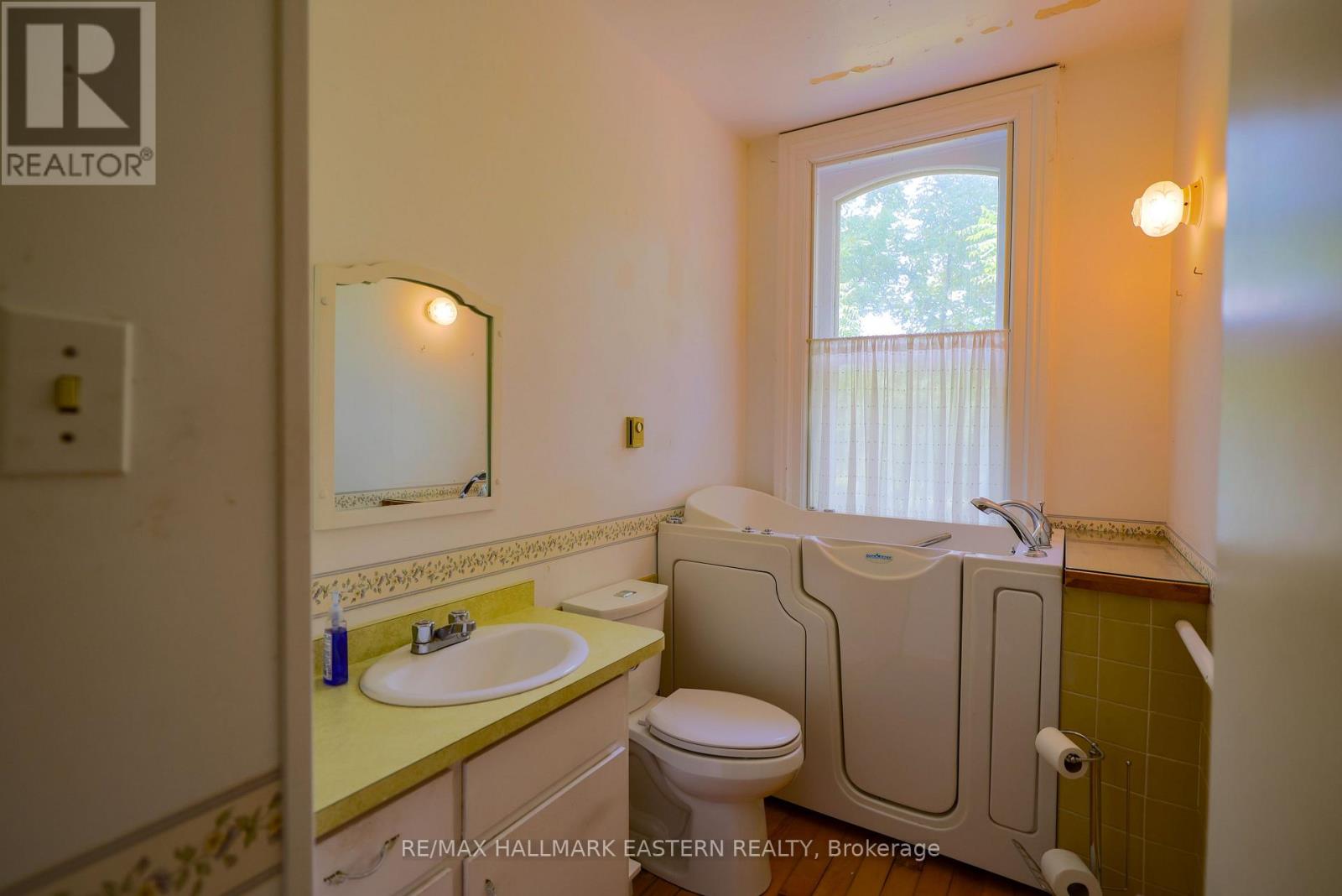 4372 County Road 29, Douro-Dummer, Ontario  K0L 2H0 - Photo 23 - X12546334