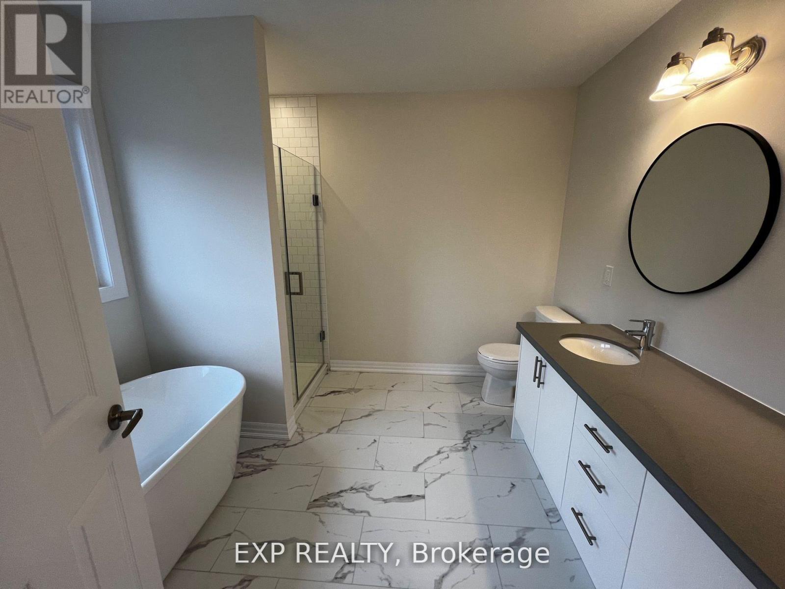 174 Flood Avenue, Clarington (Newcastle), Ontario  L1B 1G9 - Photo 10 - E12546532