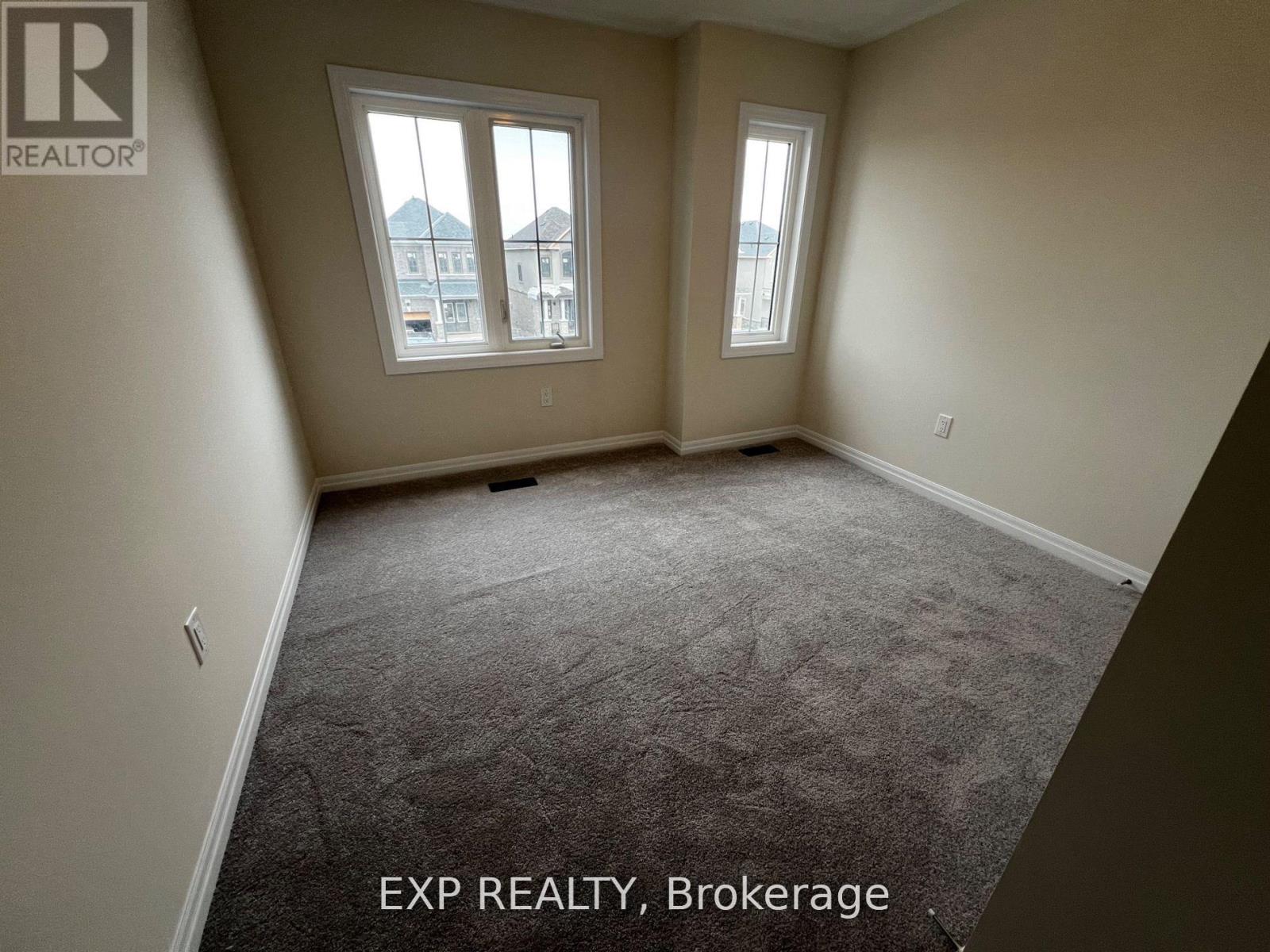 174 Flood Avenue, Clarington (Newcastle), Ontario  L1B 1G9 - Photo 13 - E12546532