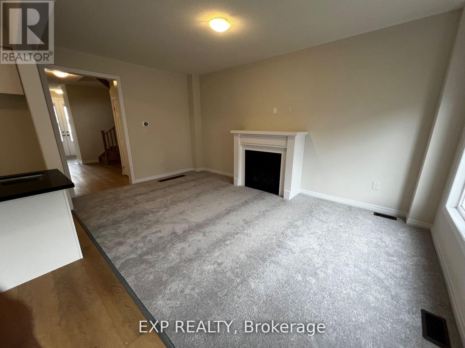 174 Flood Avenue, Clarington (Newcastle), Ontario  L1B 1G9 - Photo 6 - E12546532