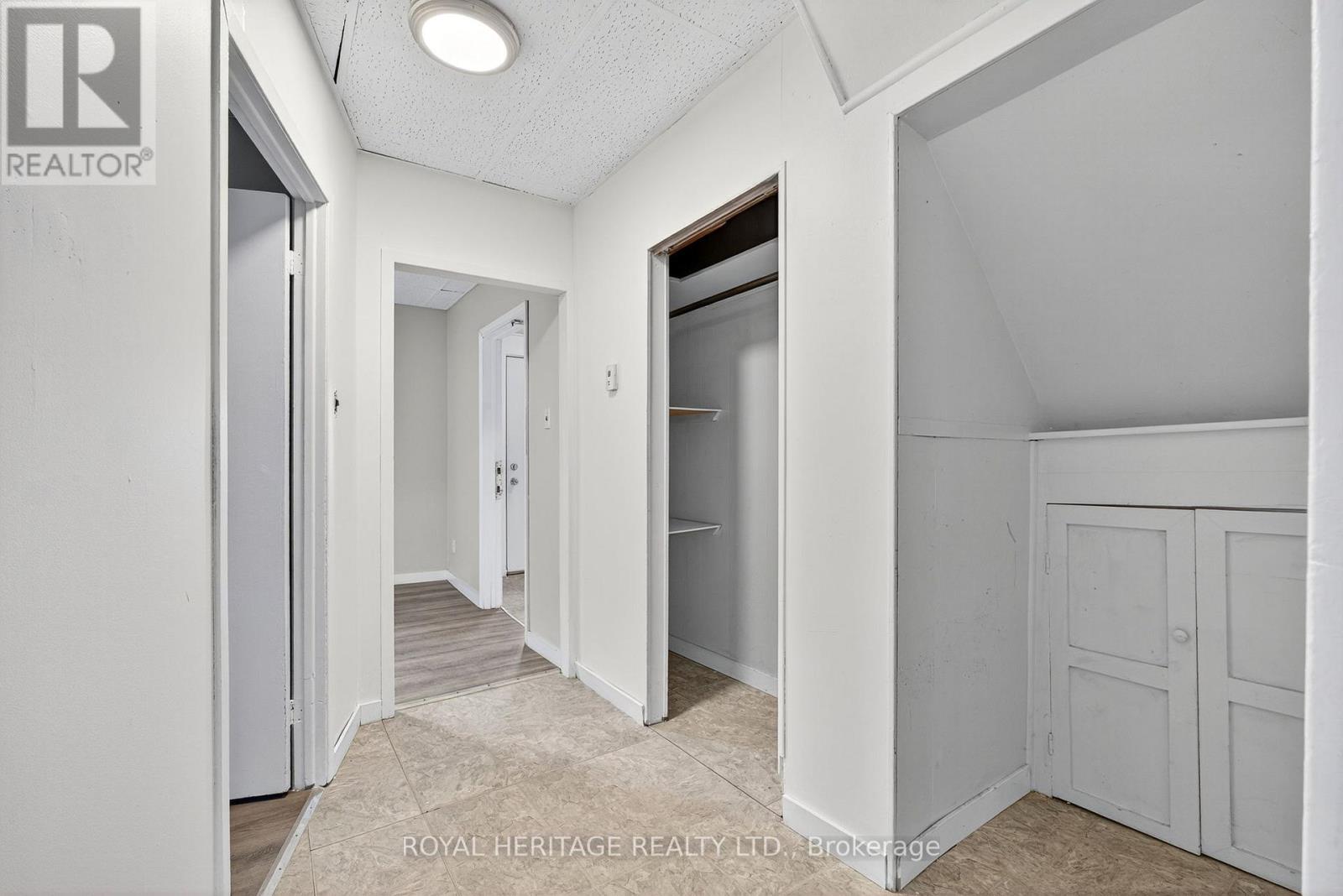 364 Parkhill Road W, Peterborough (Northcrest Ward 5), Ontario  K9H 3J1 - Photo 14 - X12546594