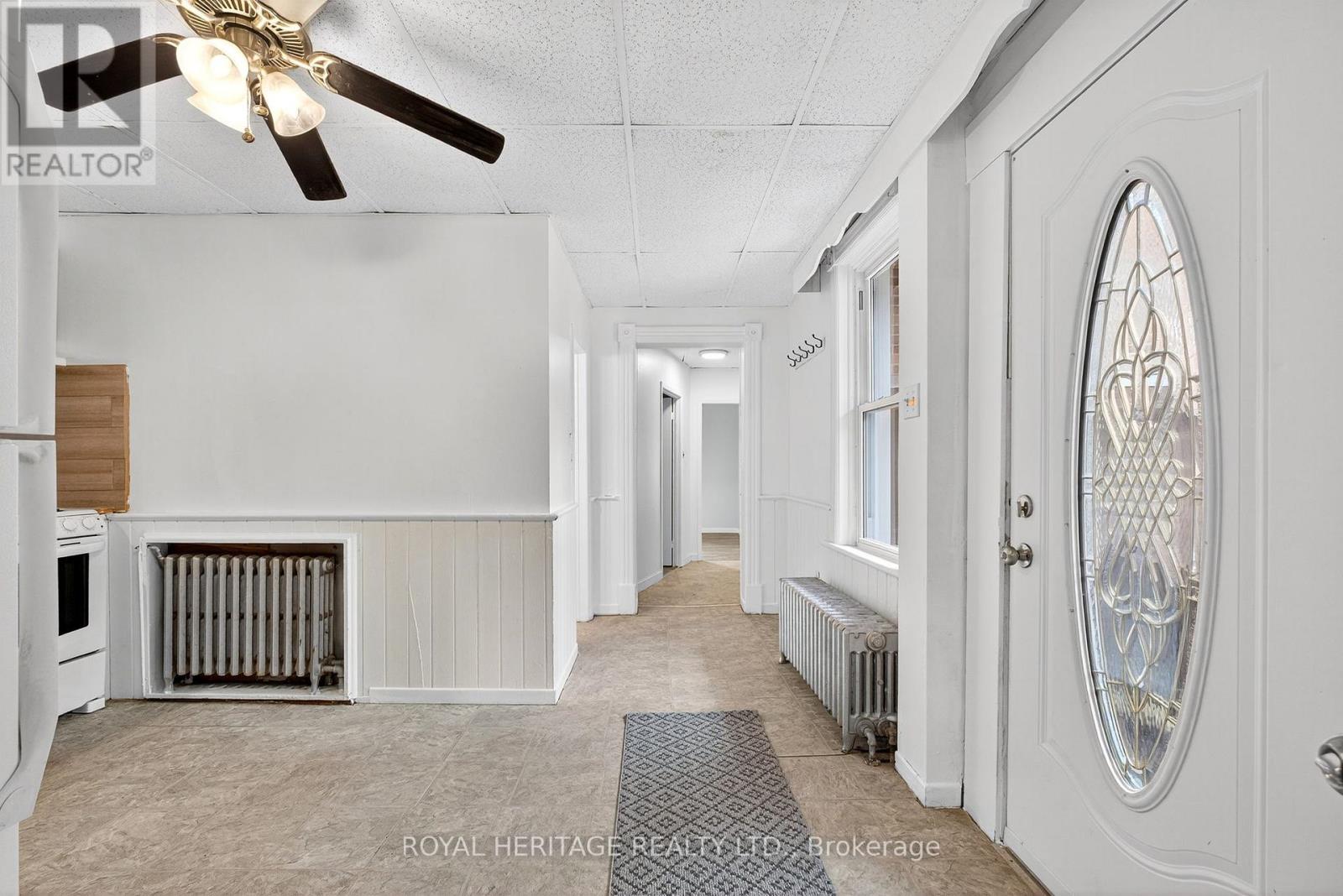 364 Parkhill Road W, Peterborough (Northcrest Ward 5), Ontario  K9H 3J1 - Photo 18 - X12546594