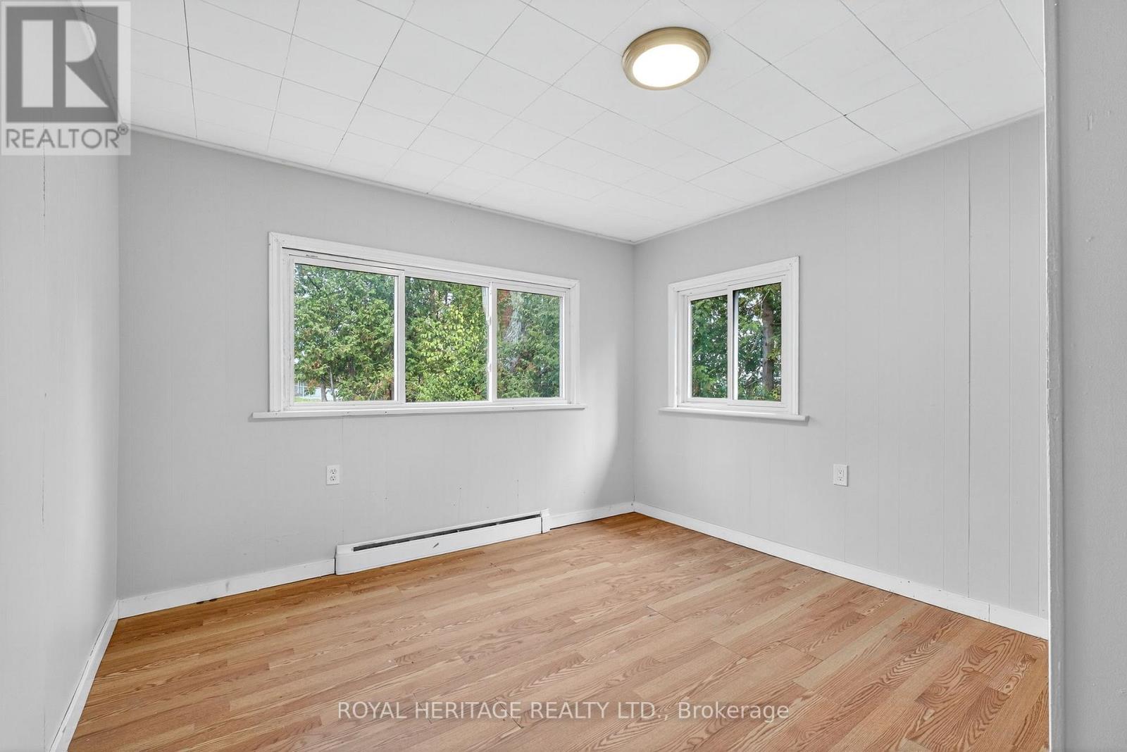 364 Parkhill Road W, Peterborough (Northcrest Ward 5), Ontario  K9H 3J1 - Photo 19 - X12546594