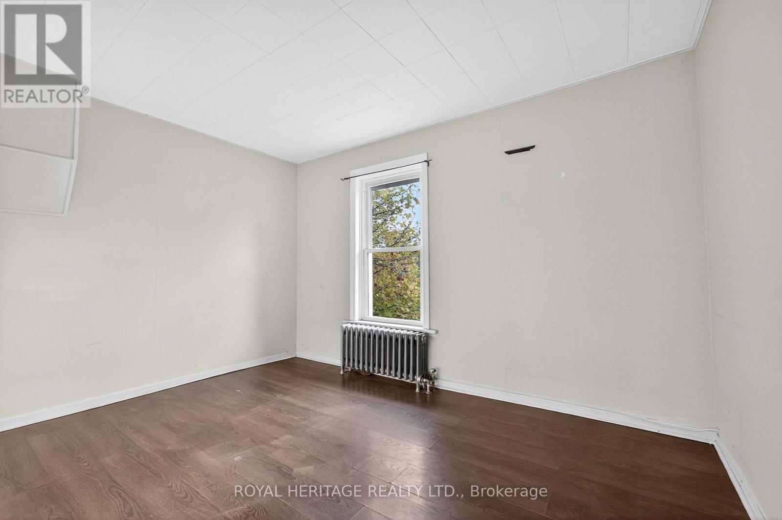 364 Parkhill Road W, Peterborough (Northcrest Ward 5), Ontario  K9H 3J1 - Photo 26 - X12546594