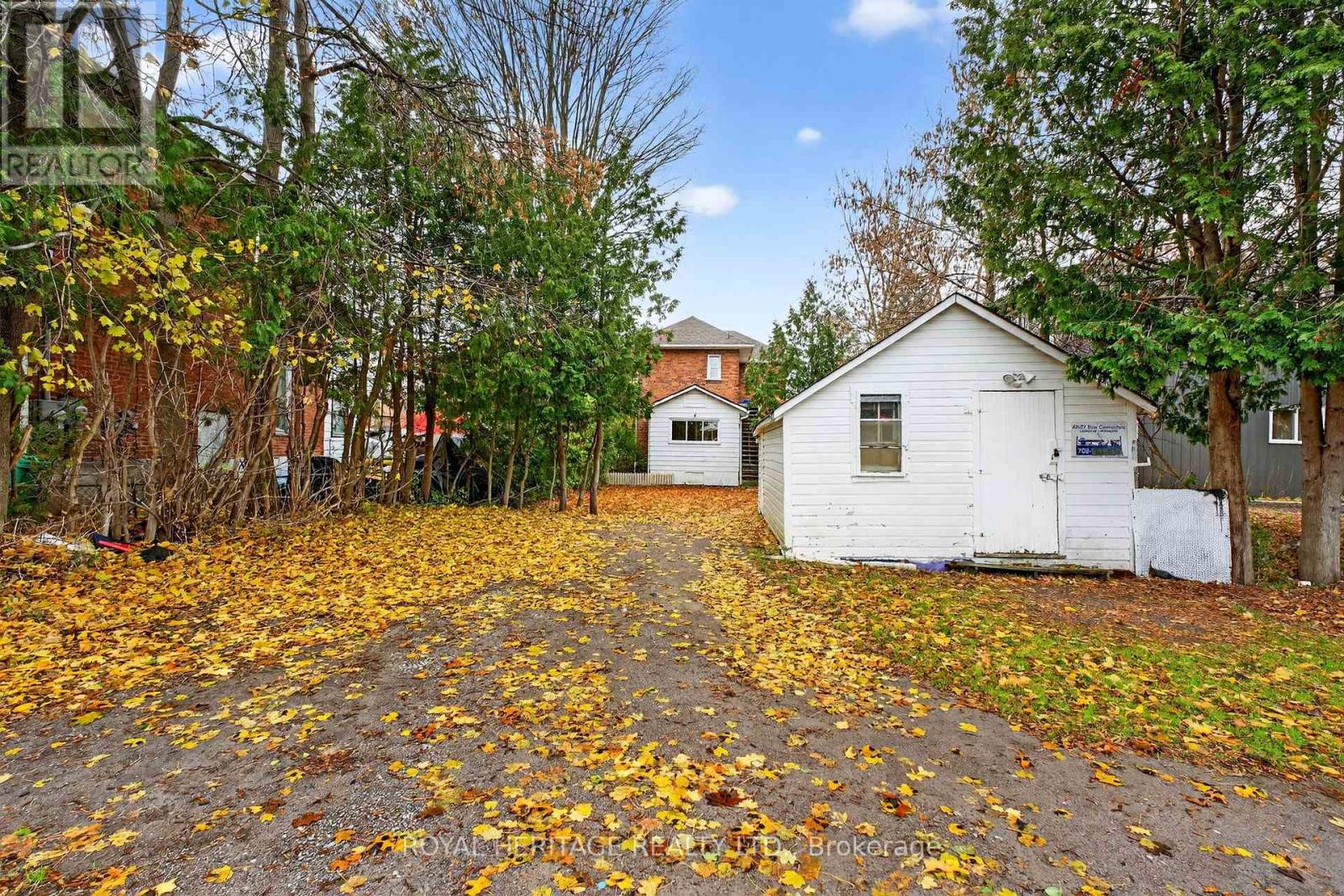 364 Parkhill Road W, Peterborough (Northcrest Ward 5), Ontario  K9H 3J1 - Photo 42 - X12546594