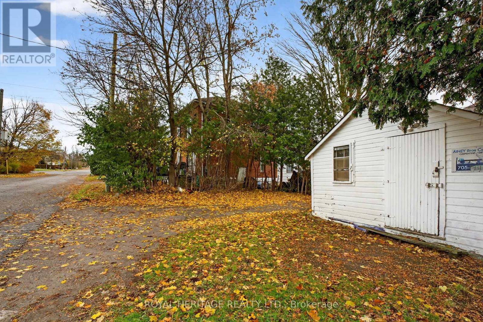 364 Parkhill Road W, Peterborough (Northcrest Ward 5), Ontario  K9H 3J1 - Photo 43 - X12546594