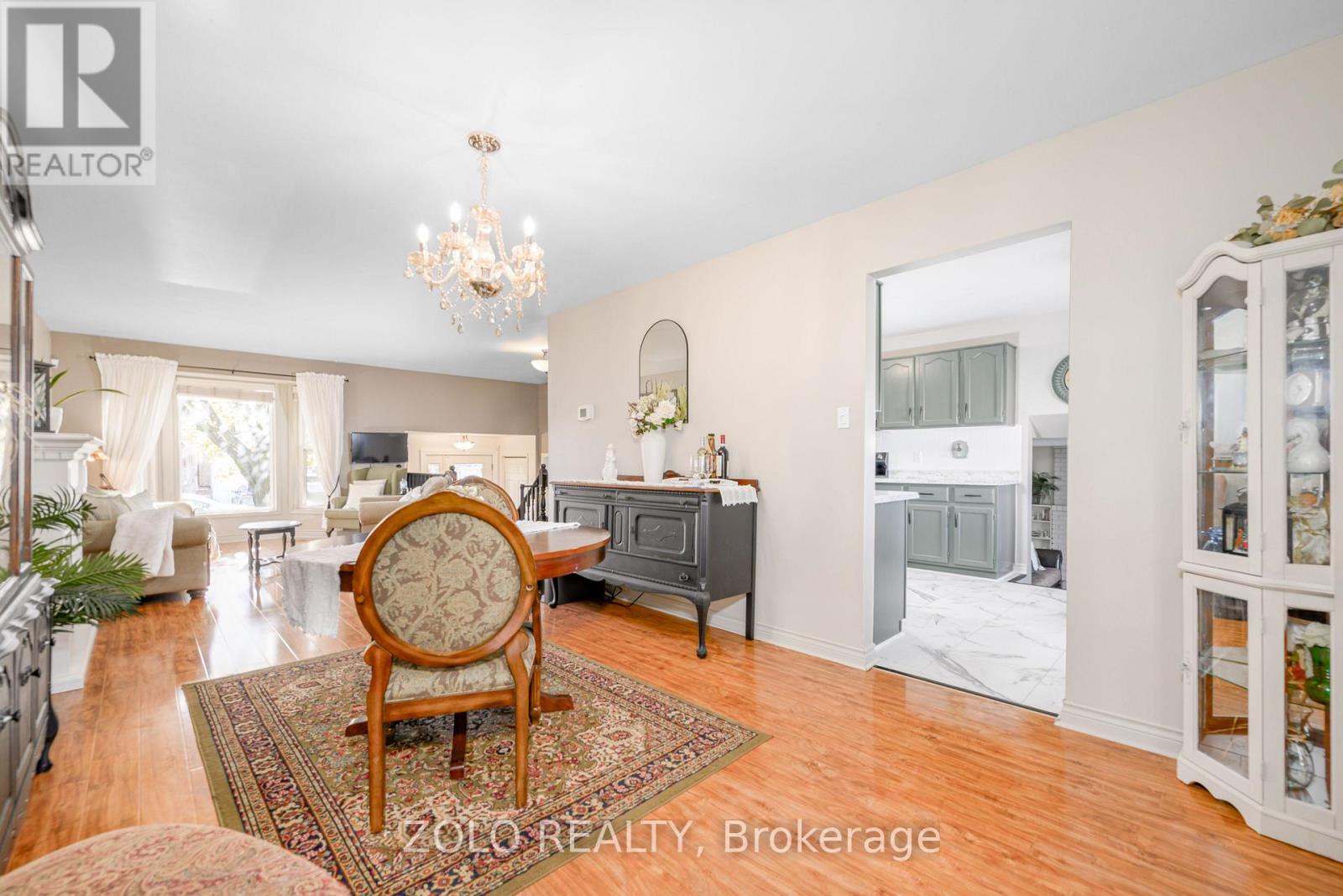 32 Andrew Drive, Kawartha Lakes (Lindsay), Ontario  K9V 5W6 - Photo 16 - X12546728