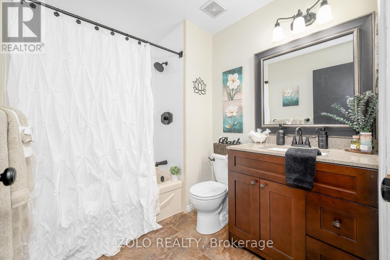 32 Andrew Drive, Kawartha Lakes (Lindsay), Ontario  K9V 5W6 - Photo 23 - X12546728