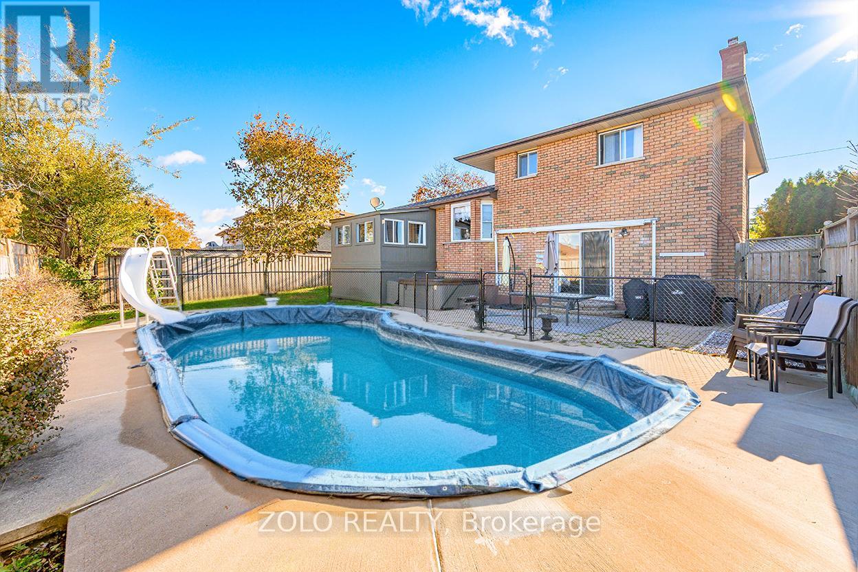 32 Andrew Drive, Kawartha Lakes (Lindsay), Ontario  K9V 5W6 - Photo 30 - X12546728