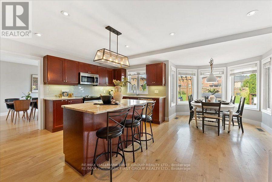 73 Springdale Drive, Kawartha Lakes (Lindsay), Ontario  K9V 0J4 - Photo 15 - X12547490