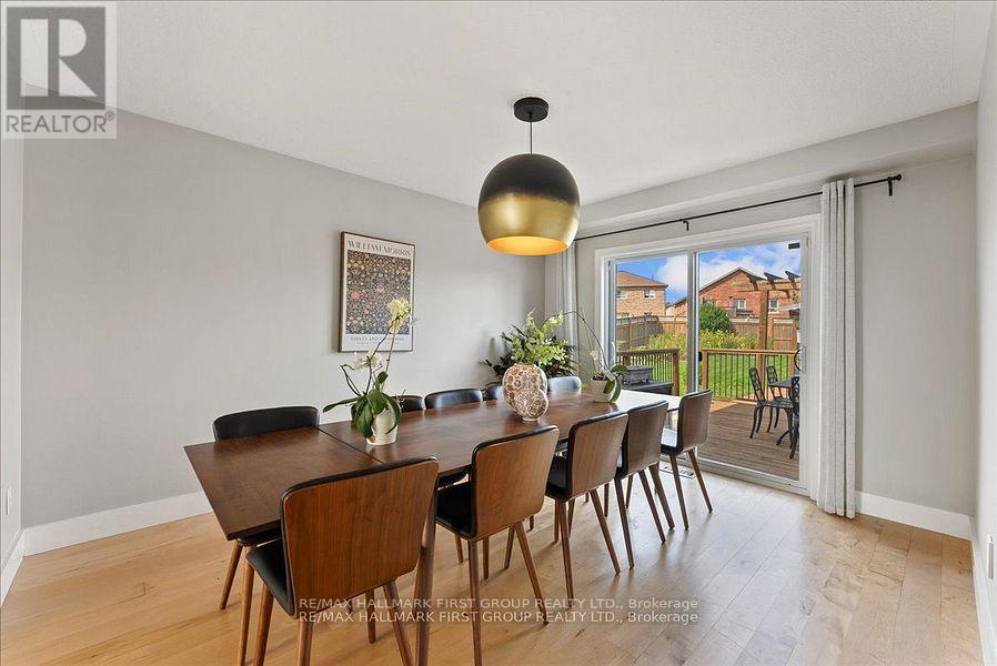 73 Springdale Drive, Kawartha Lakes (Lindsay), Ontario  K9V 0J4 - Photo 19 - X12547490