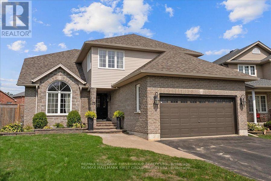 73 Springdale Drive, Kawartha Lakes (Lindsay), Ontario  K9V 0J4 - Photo 2 - X12547490