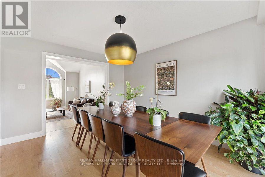 73 Springdale Drive, Kawartha Lakes (Lindsay), Ontario  K9V 0J4 - Photo 21 - X12547490