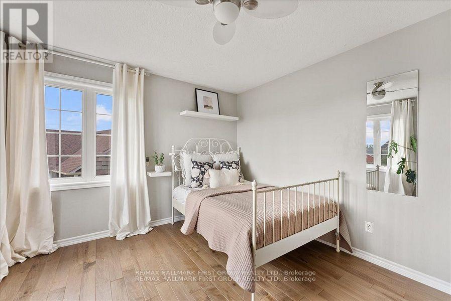 73 Springdale Drive, Kawartha Lakes (Lindsay), Ontario  K9V 0J4 - Photo 34 - X12547490