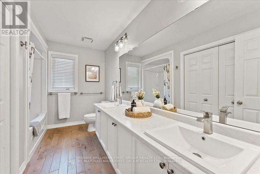 73 Springdale Drive, Kawartha Lakes (Lindsay), Ontario  K9V 0J4 - Photo 35 - X12547490