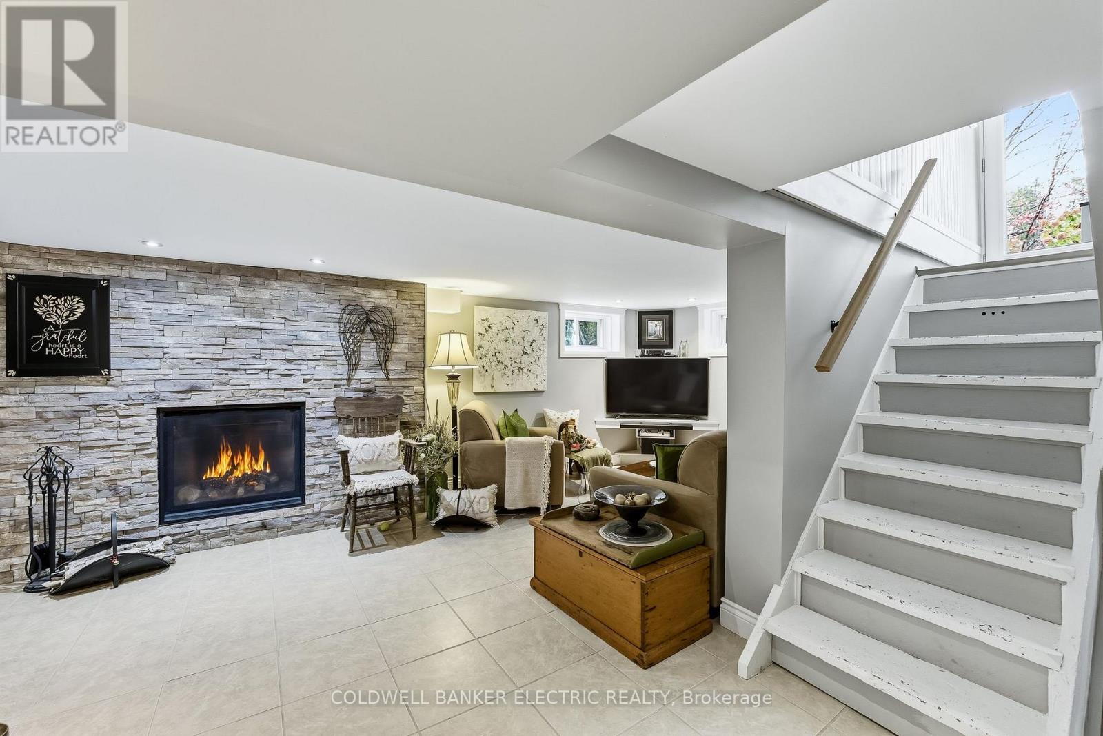 994 County Rd 19 Road, Selwyn, Ontario  K9J 6X2 - Photo 16 - X12547726